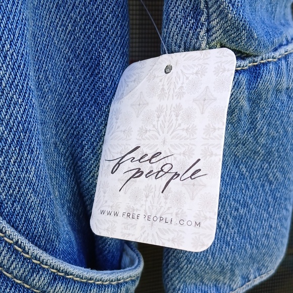 We The Free Denim Jumpsuit NWT Size XS Jeans Townes Coverall - Picture 9 of 16